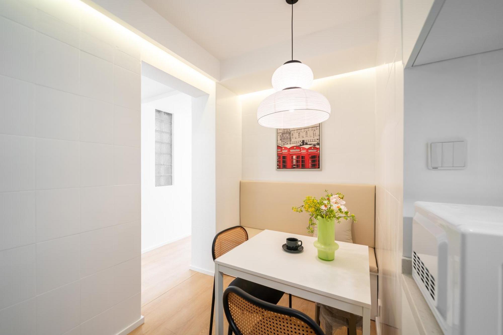 Shanghai Yi Du B&B - 150M Walk From Exit 5 Of Jiashan Road Metro Station エクステリア 写真