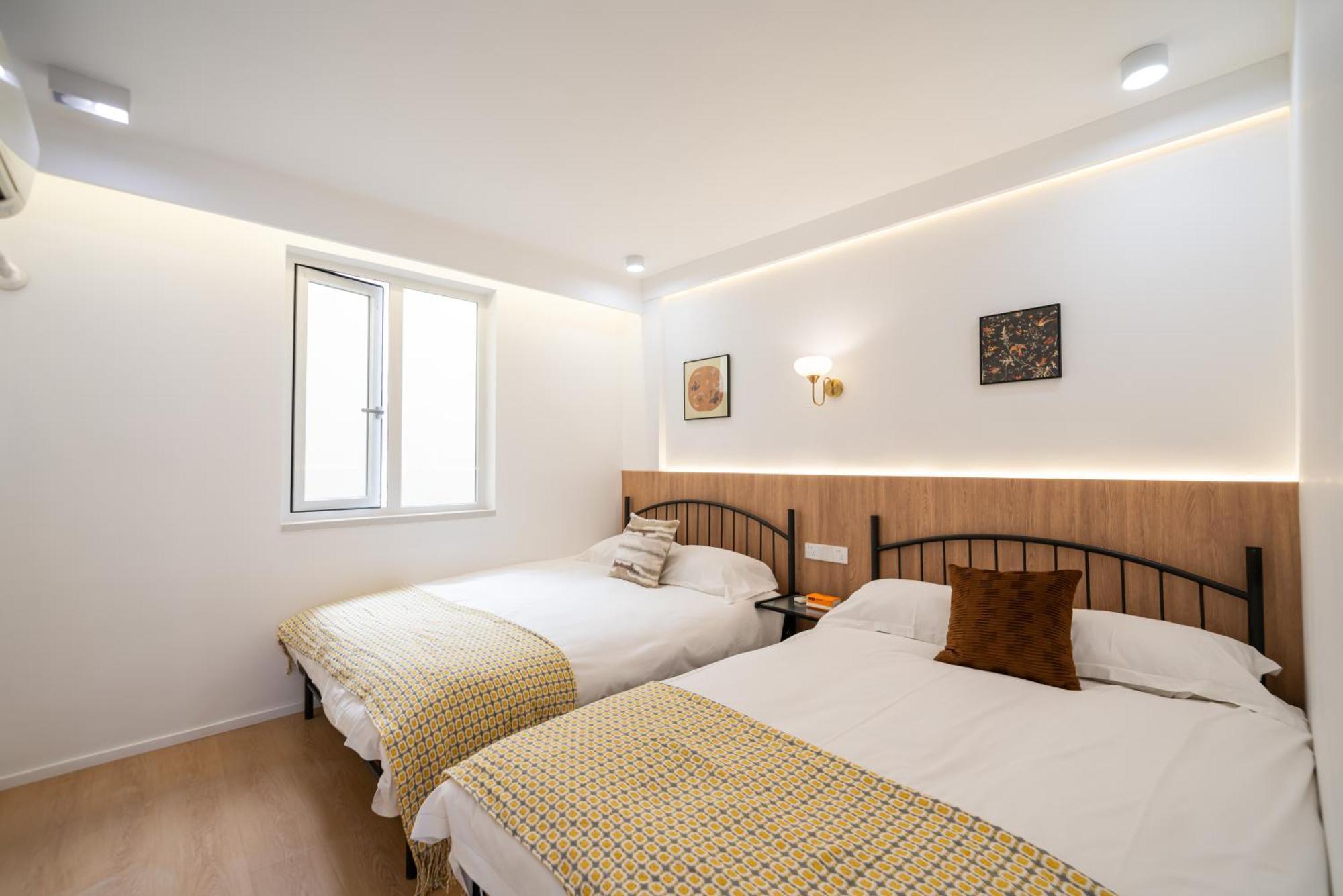 Shanghai Yi Du B&B - 150M Walk From Exit 5 Of Jiashan Road Metro Station エクステリア 写真