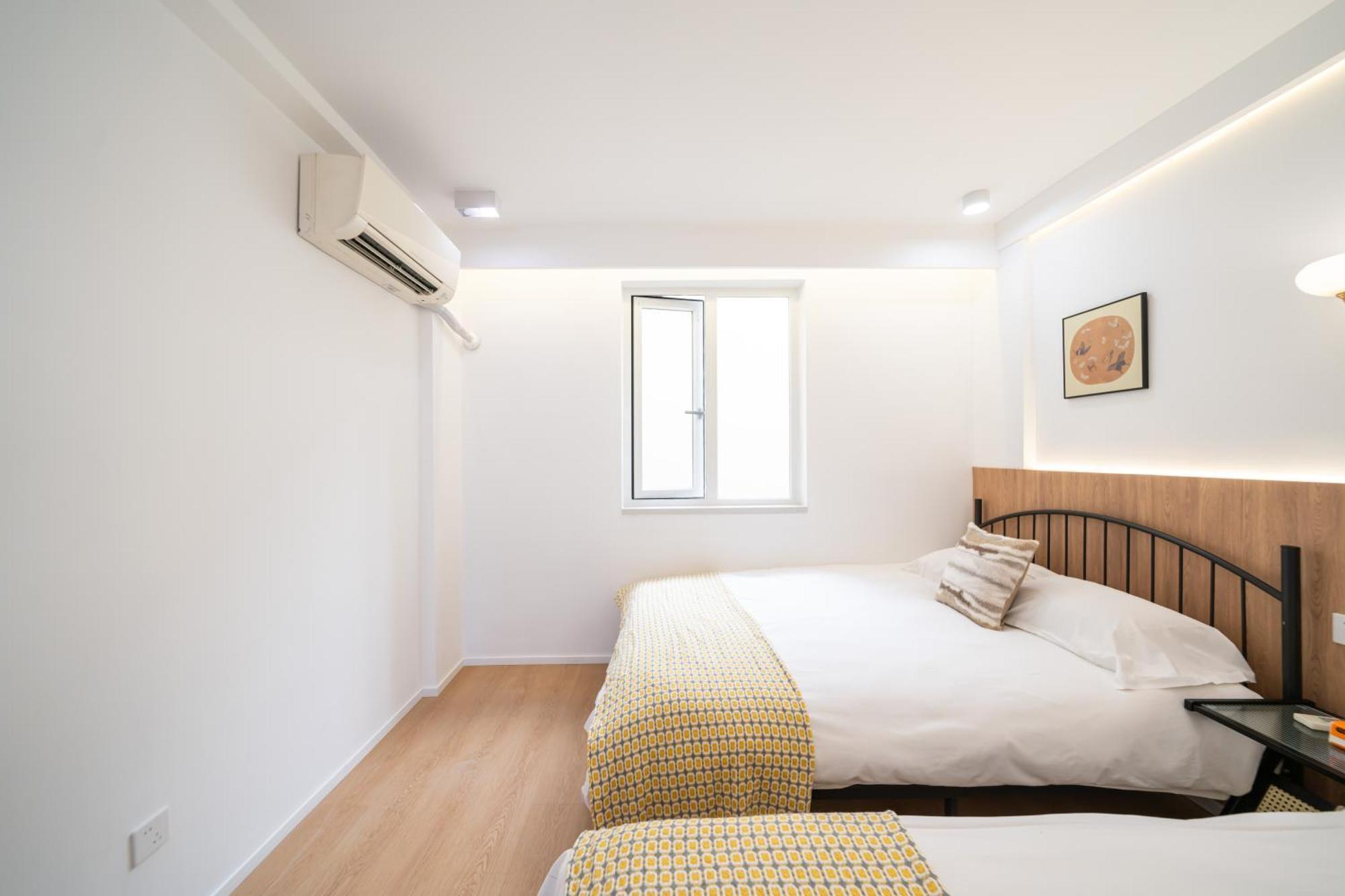 Shanghai Yi Du B&B - 150M Walk From Exit 5 Of Jiashan Road Metro Station エクステリア 写真